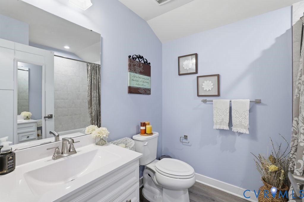 4860 Bacova Village Trl