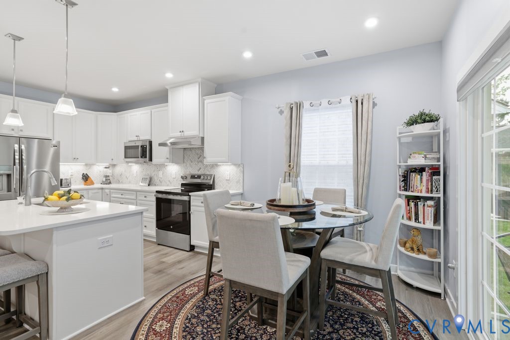 4860 Bacova Village Trl
