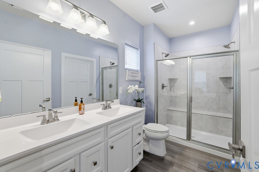 4860 Bacova Village Trl