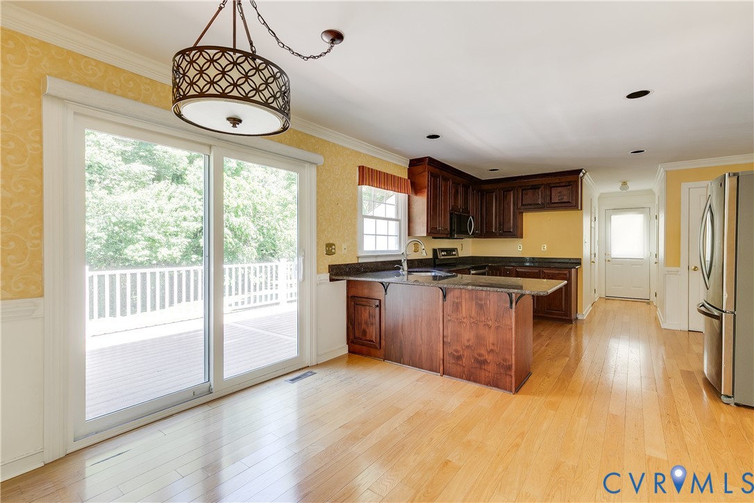 11312 Deephaven Ct