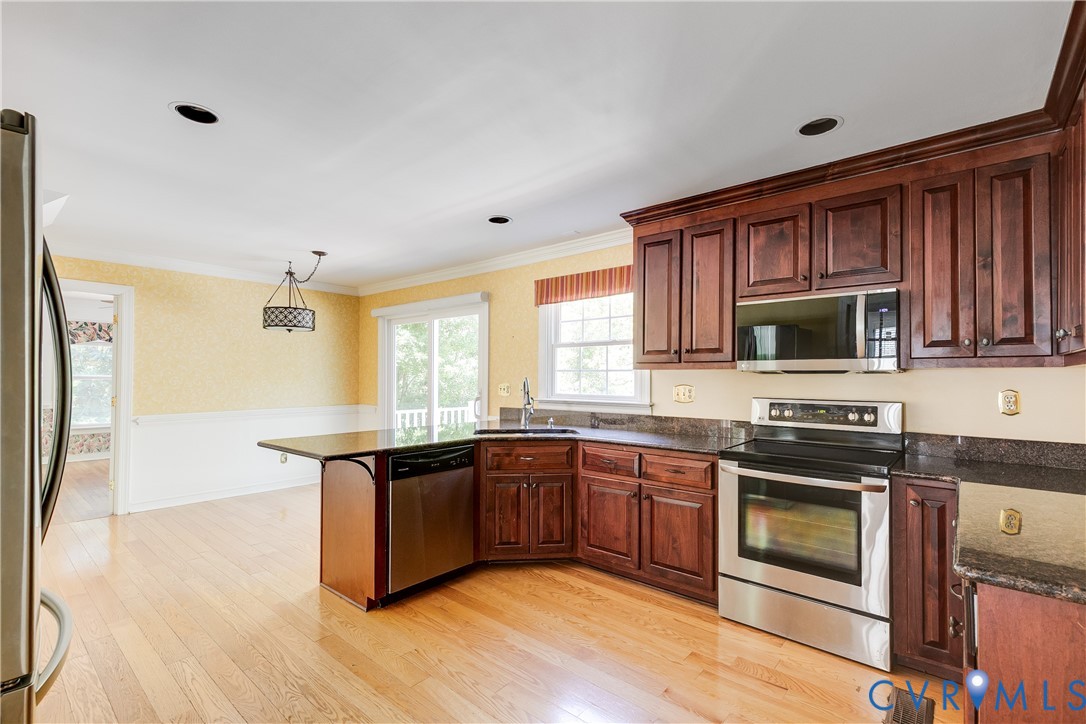 11312 Deephaven Ct