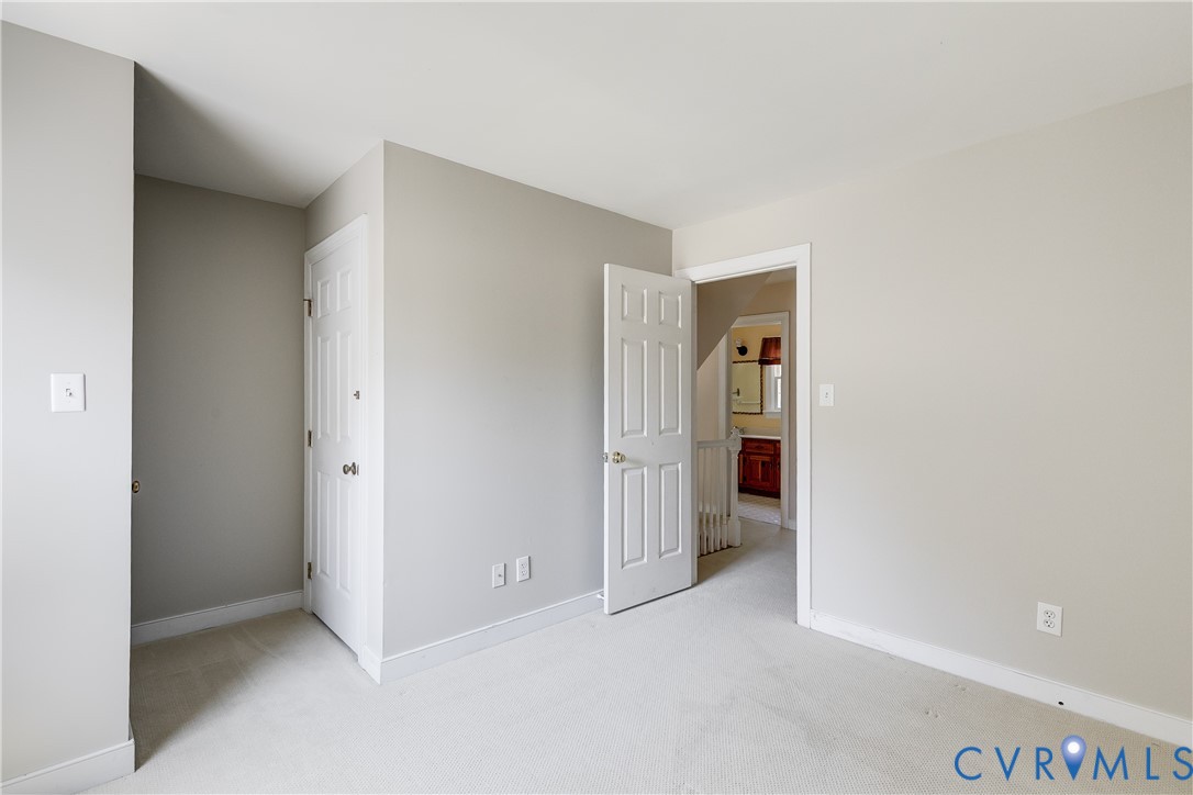 11312 Deephaven Ct