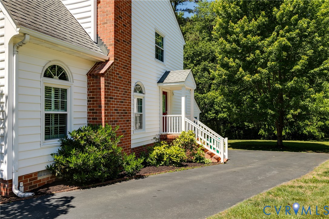 11312 Deephaven Ct