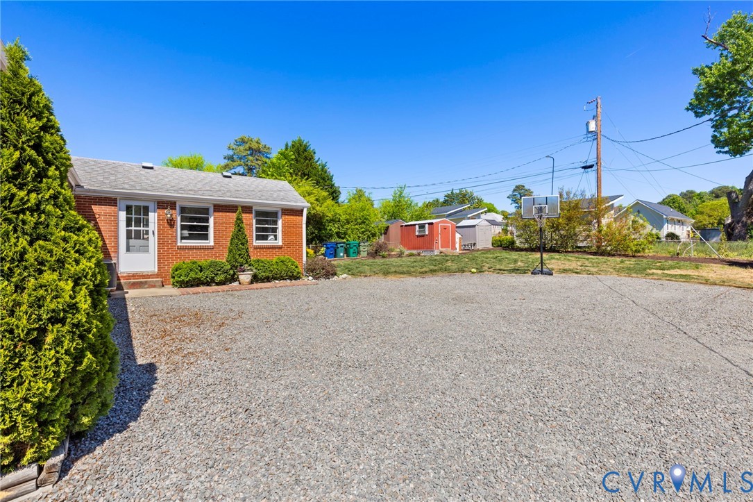 1303 Townley Rd