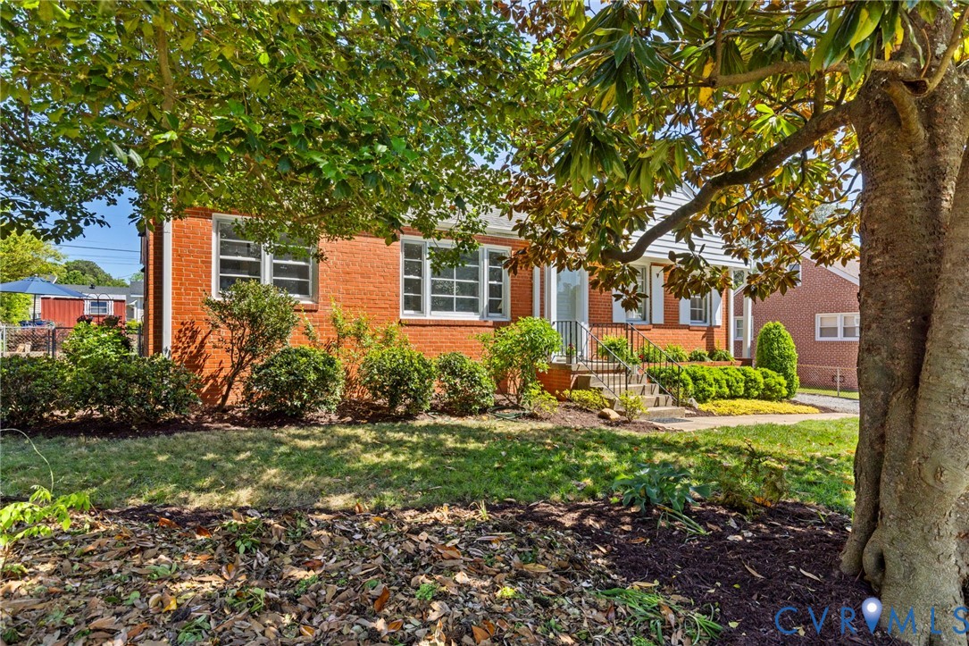 1303 Townley Rd