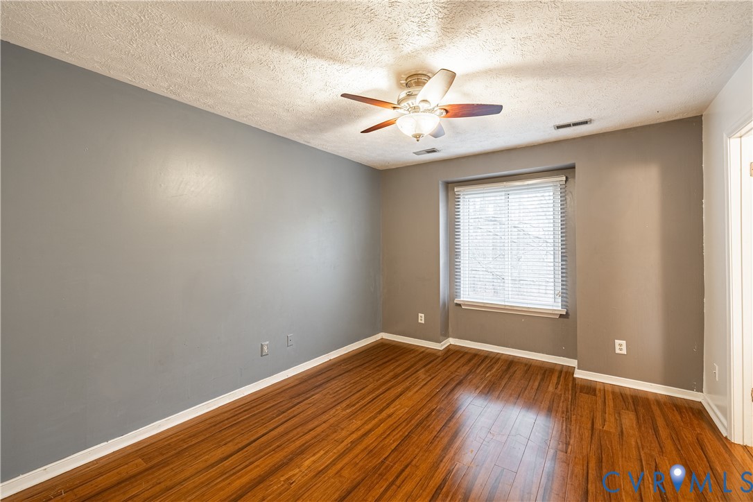1989 Airy Cir
