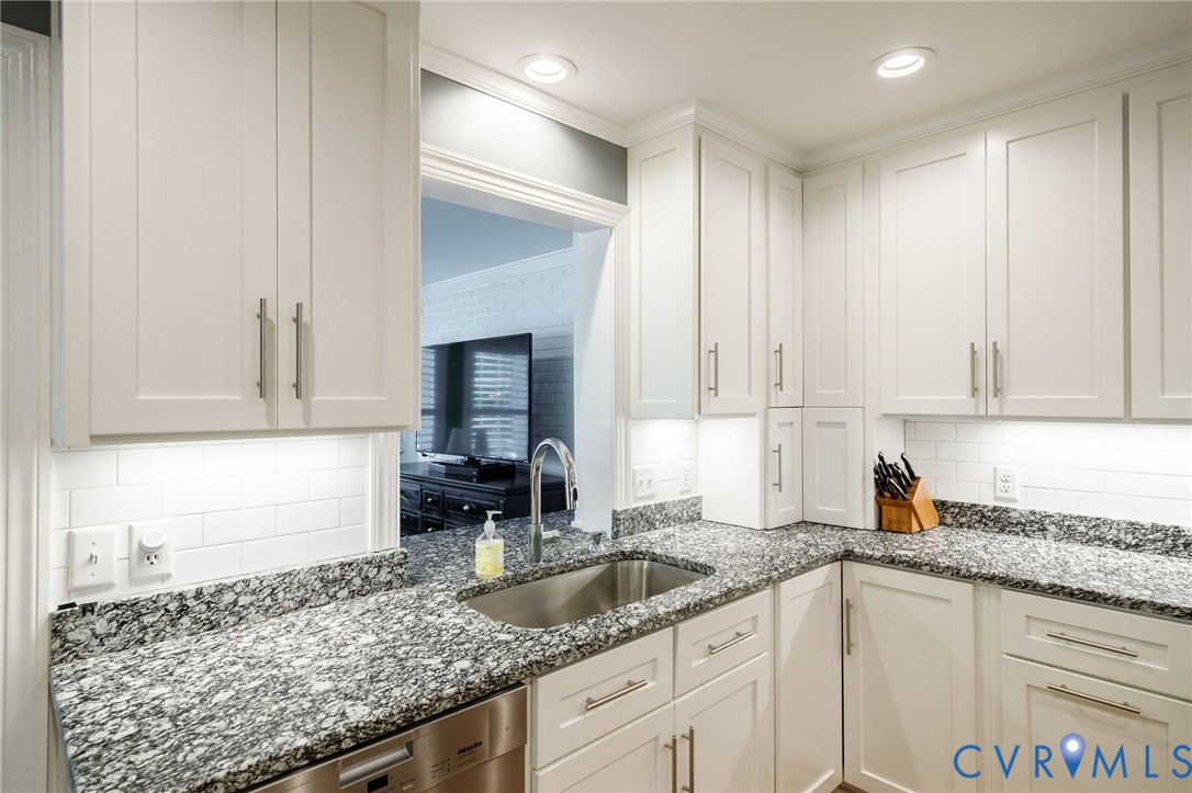 2909 Skipton Rd