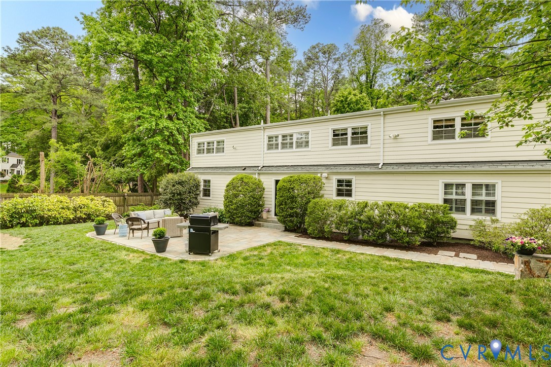 709 Spottswood Rd