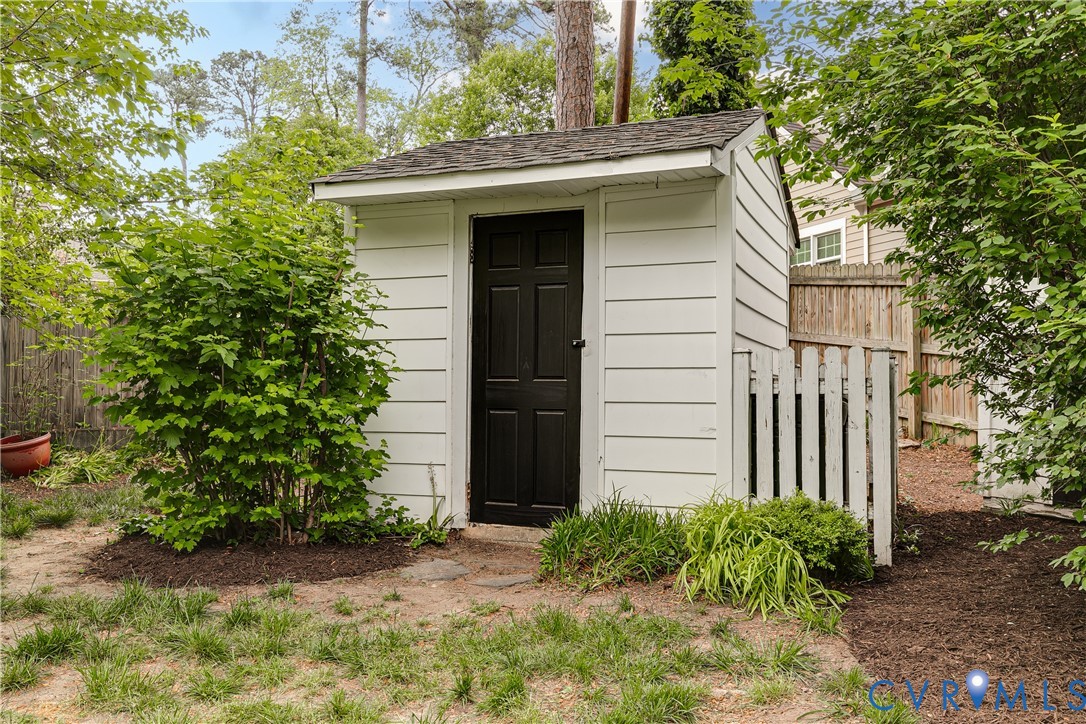 709 Spottswood Rd