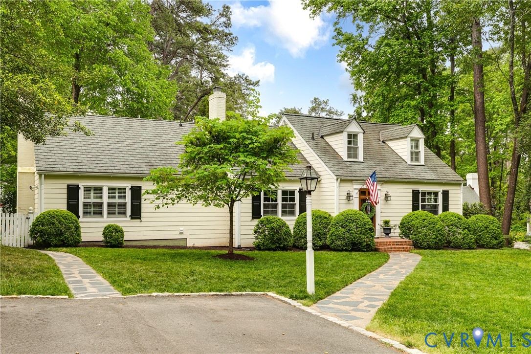 709 Spottswood Rd