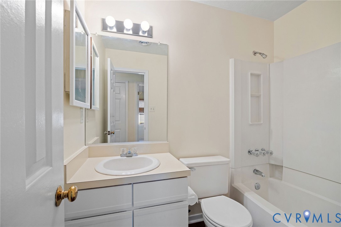 4900 Banbridge Ct