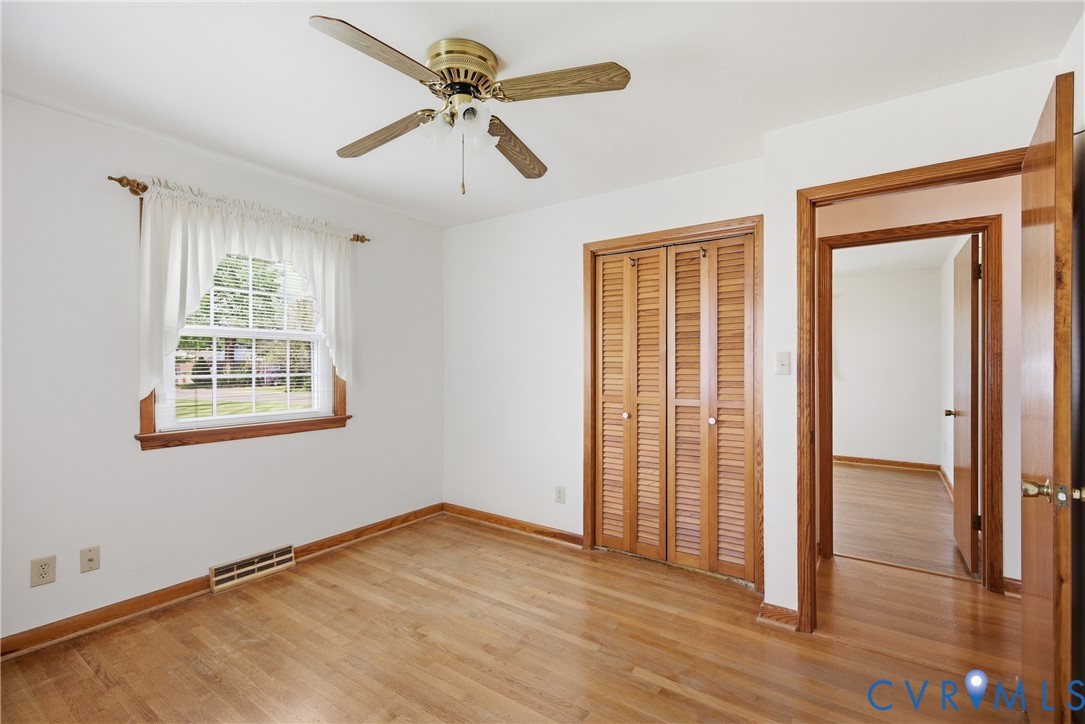 3200 Valleyfield Rd