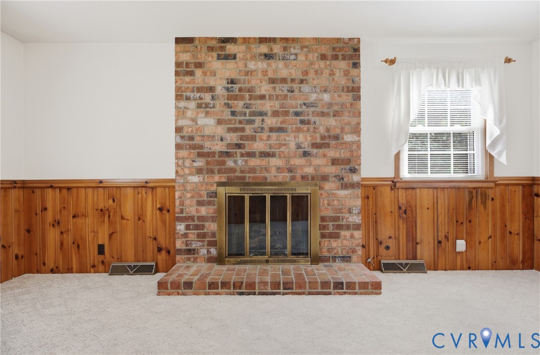 3200 Valleyfield Rd