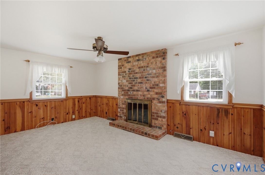 3200 Valleyfield Rd