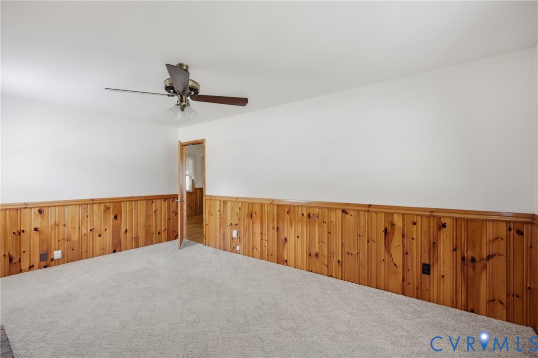 3200 Valleyfield Rd
