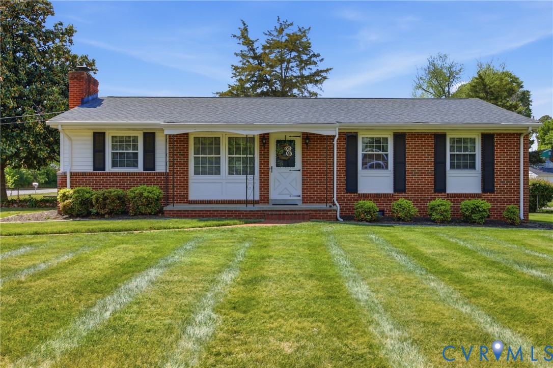 3200 Valleyfield Rd
