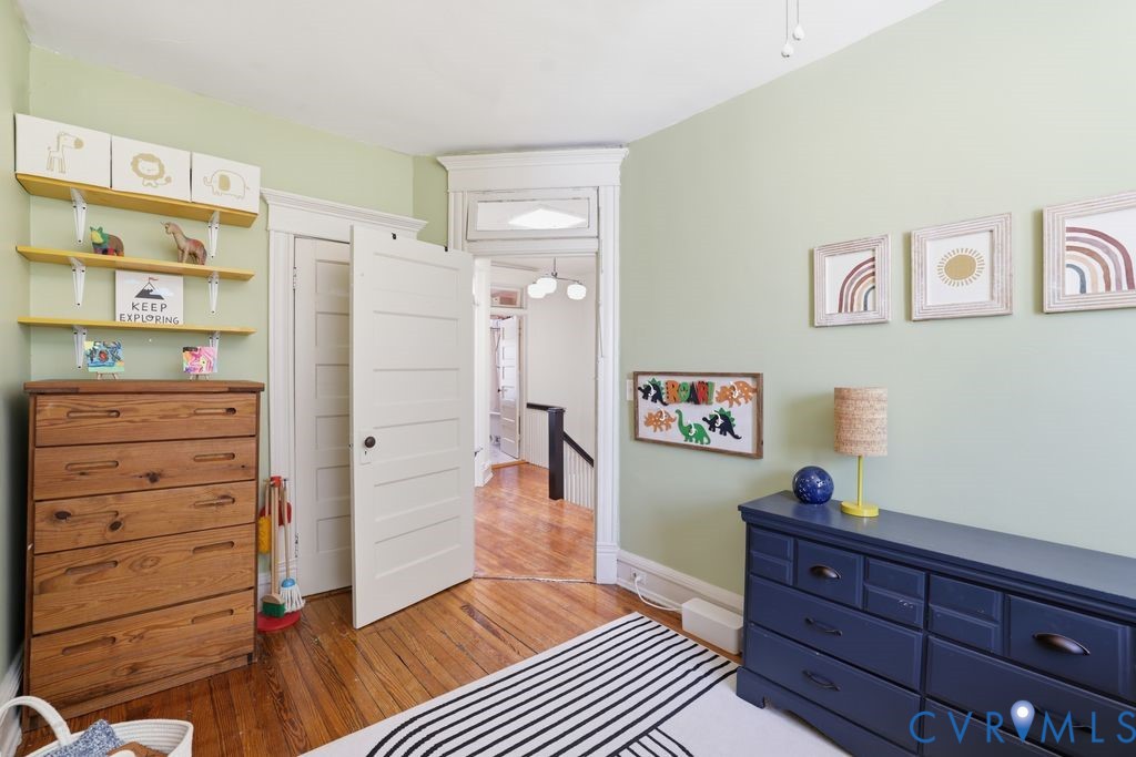 2417 W Main St