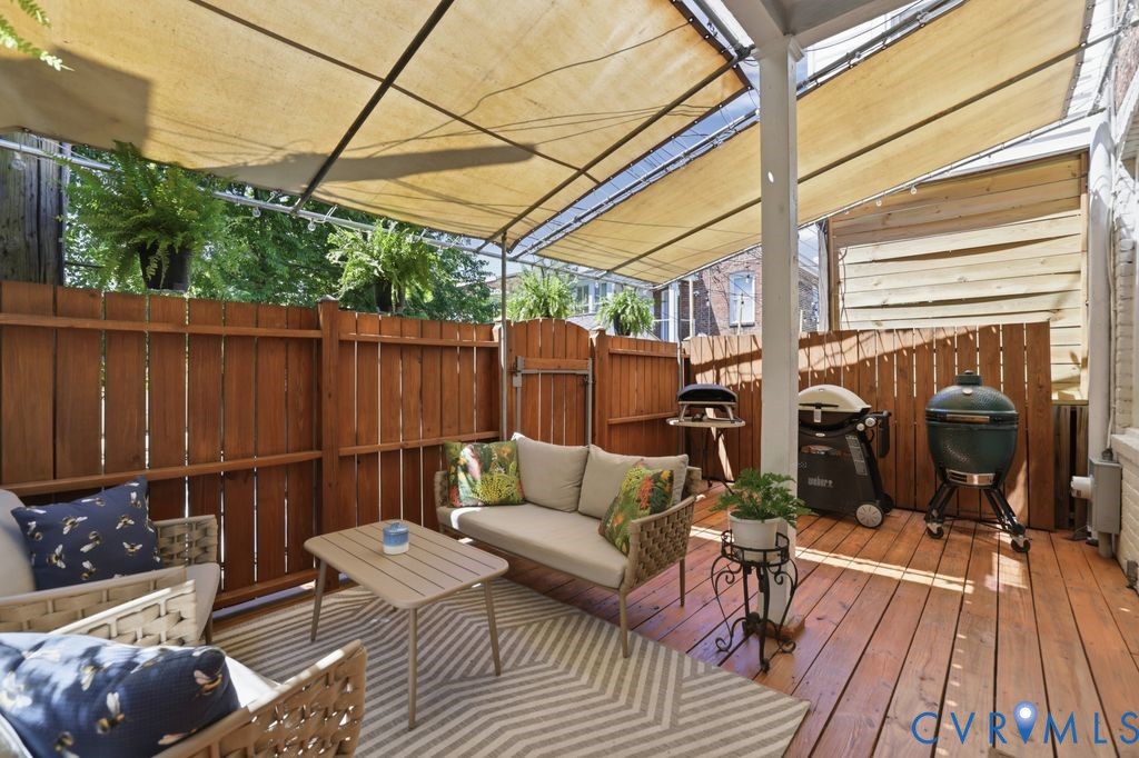2417 W Main St