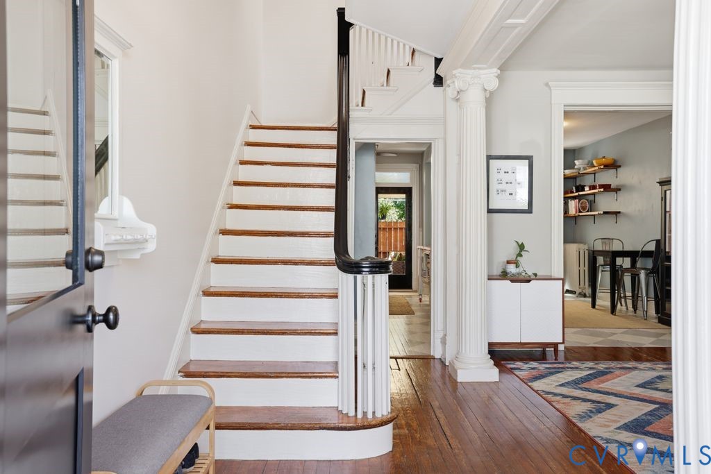 2417 W Main St
