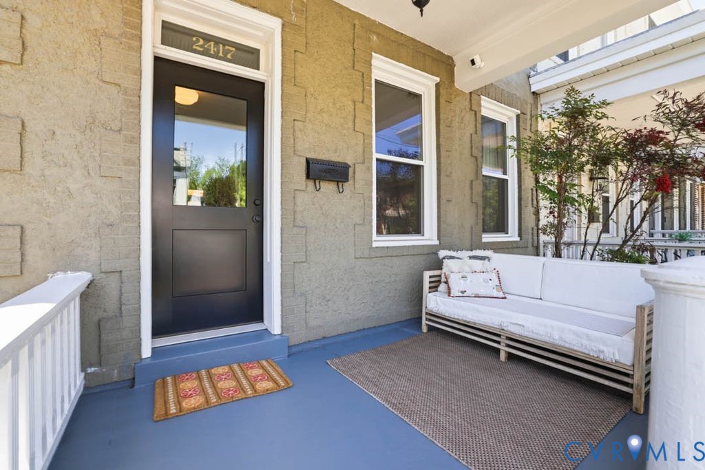 2417 W Main St
