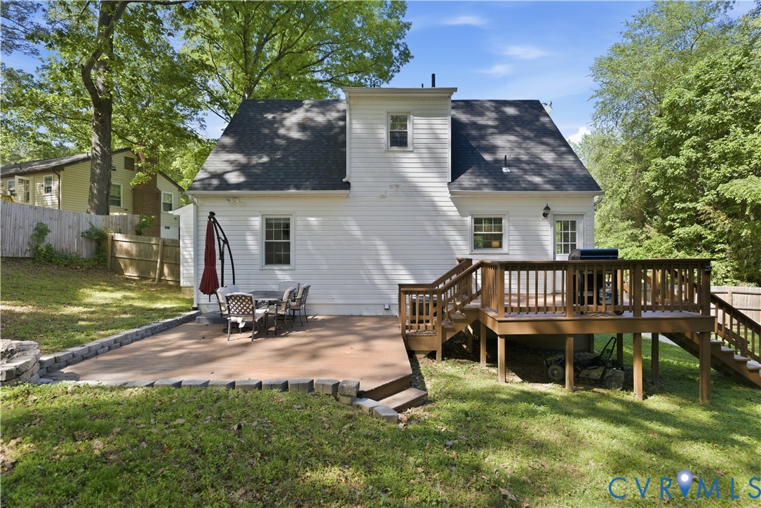 8407 Boones Trail Rd