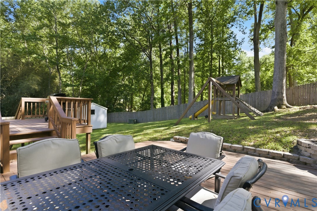 8407 Boones Trail Rd