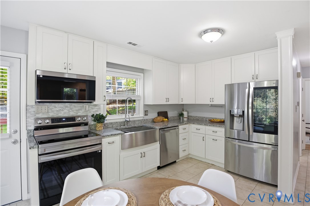8407 Boones Trail Rd