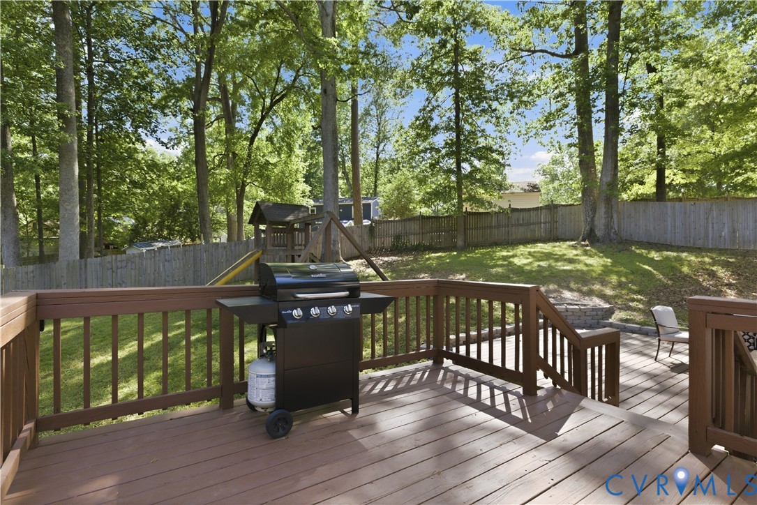 8407 Boones Trail Rd
