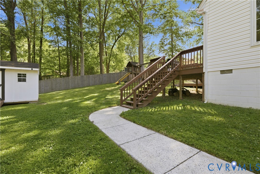 8407 Boones Trail Rd
