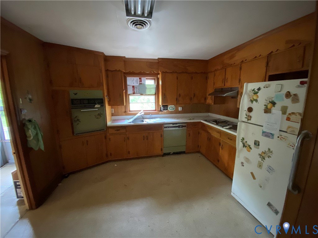 222 N Beaver Dam Rd