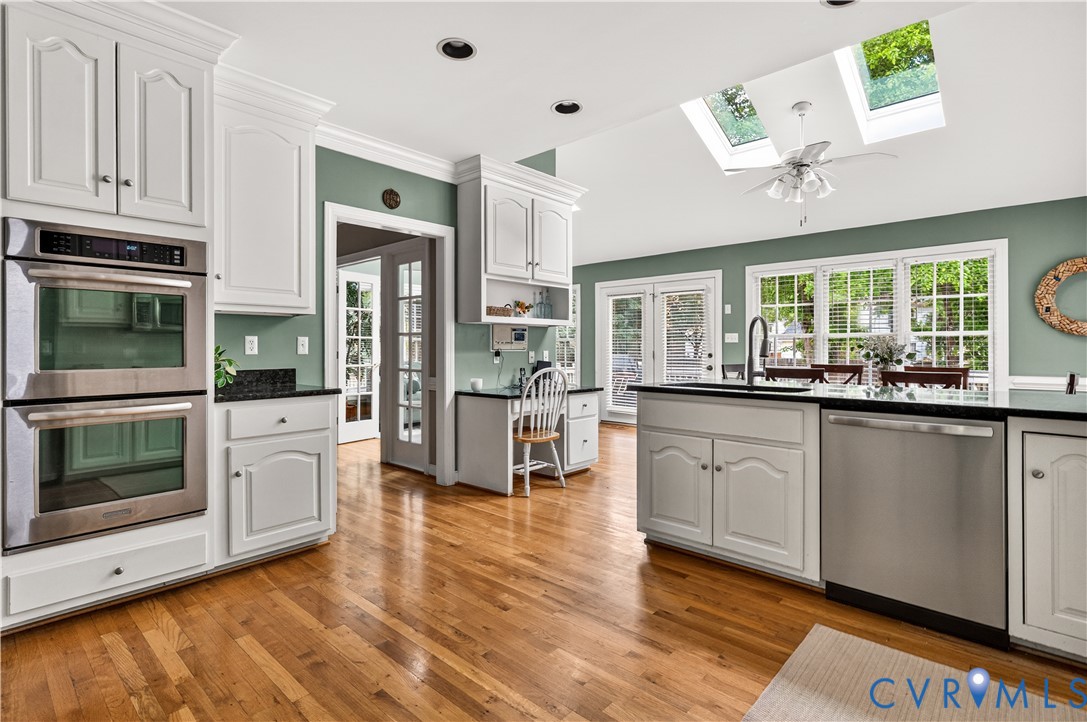 3836 Houndstooth Ct