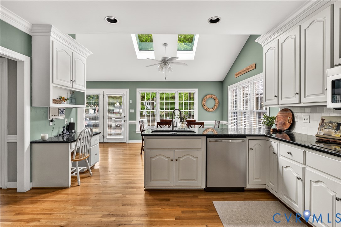3836 Houndstooth Ct