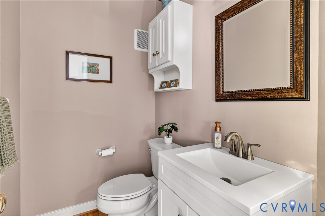 3836 Houndstooth Ct