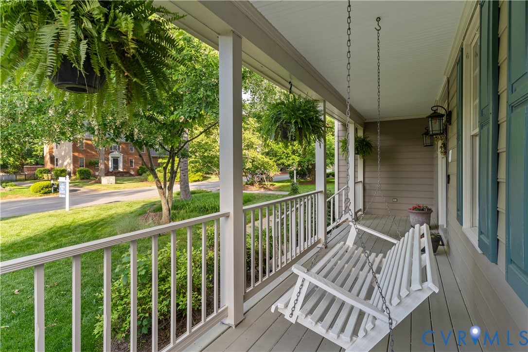3836 Houndstooth Ct
