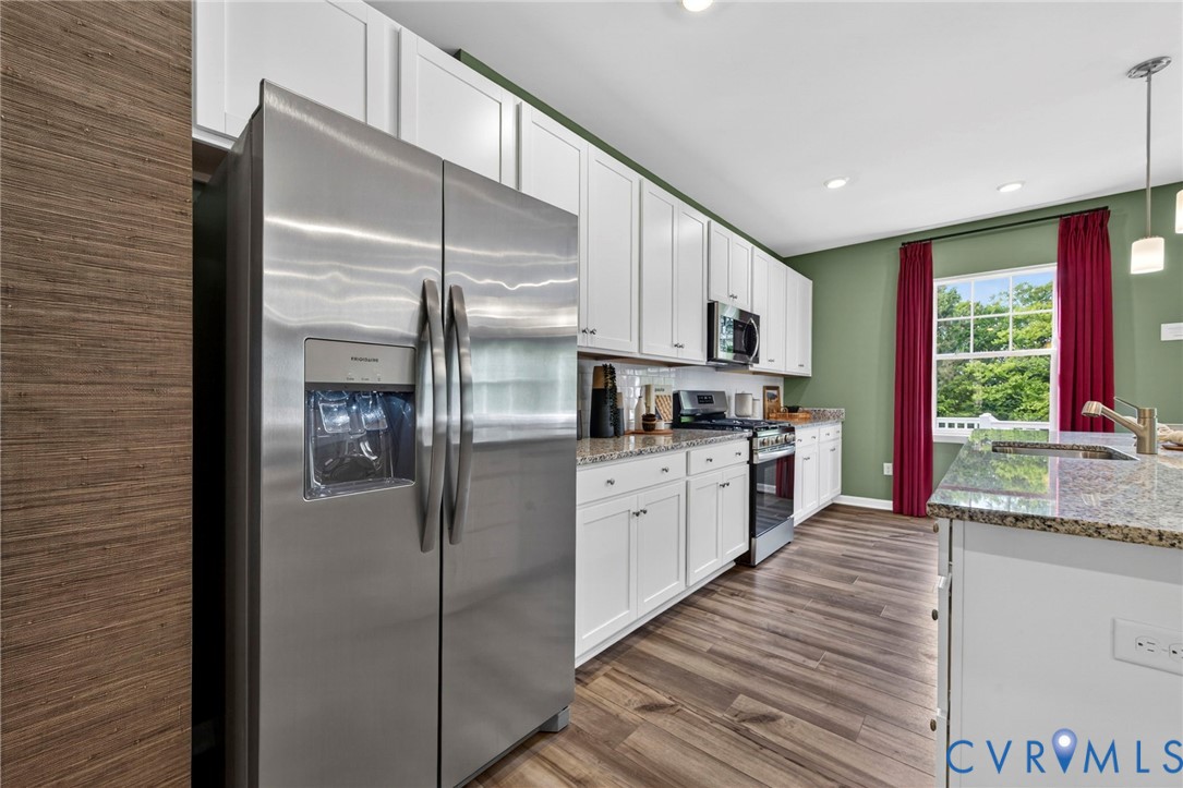 17206 Gossamer Dr