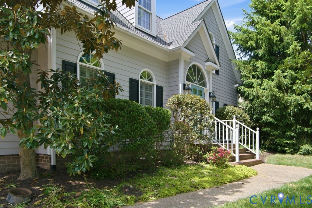 2304 Brookwater Dr