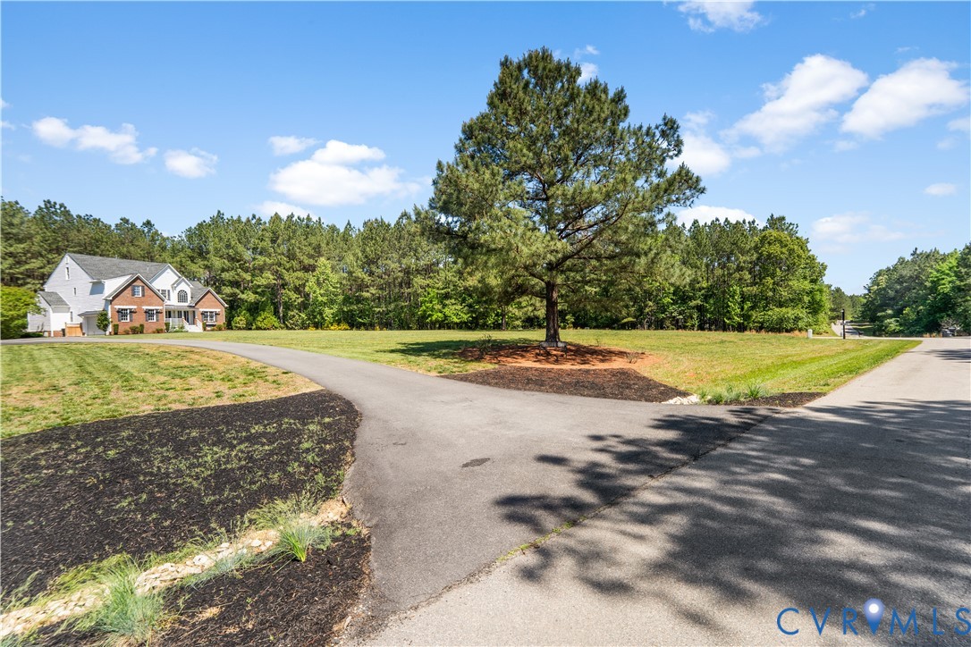 3845 Mill Mount Dr