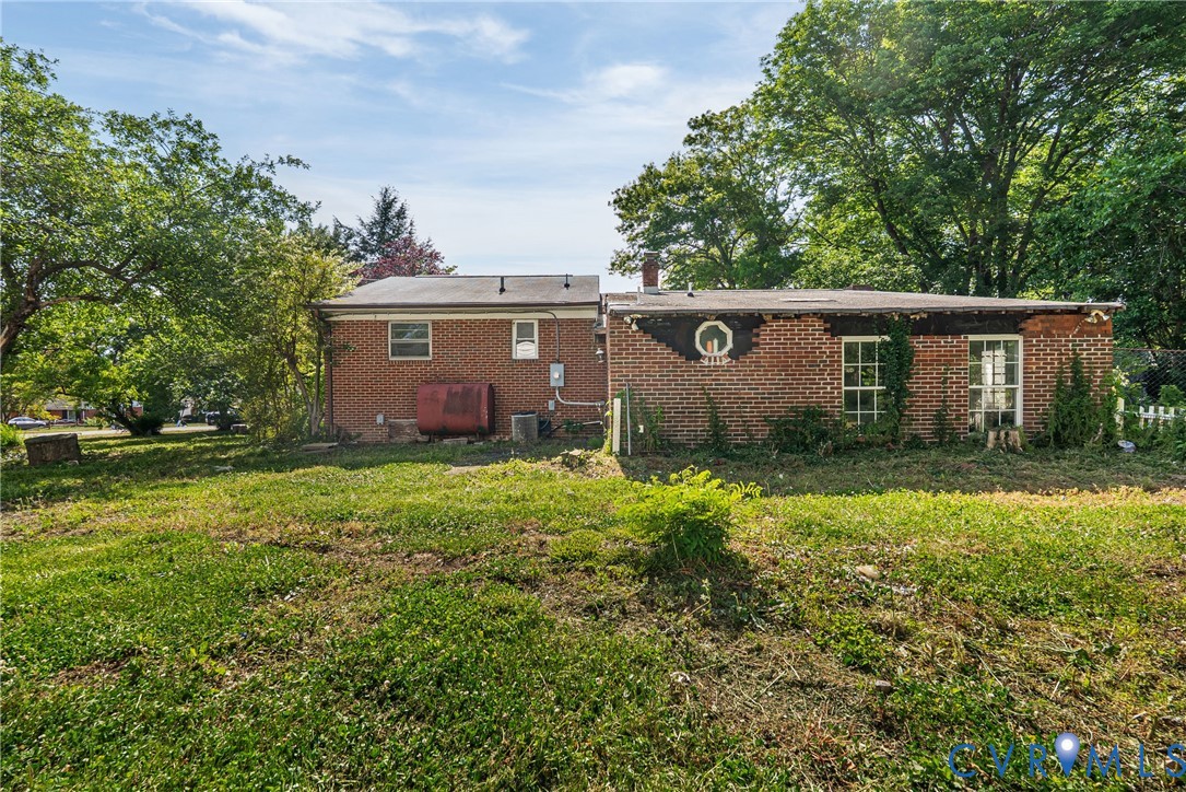 4437 Clairton Rd