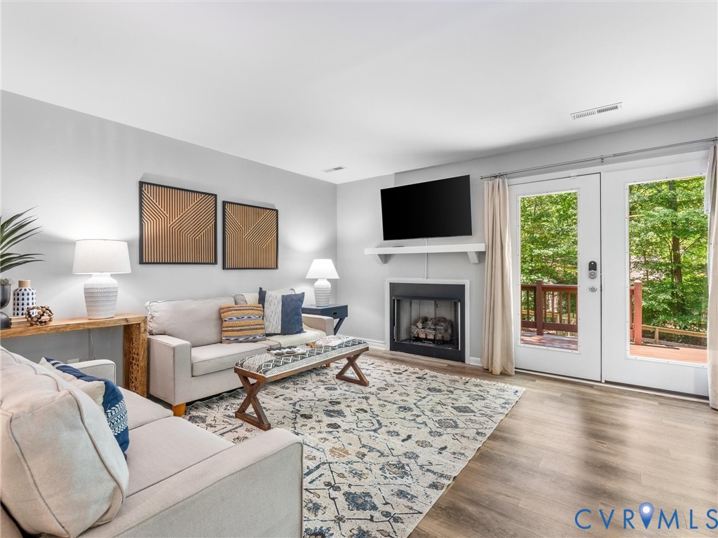 14115 Liberty Oaks Cir