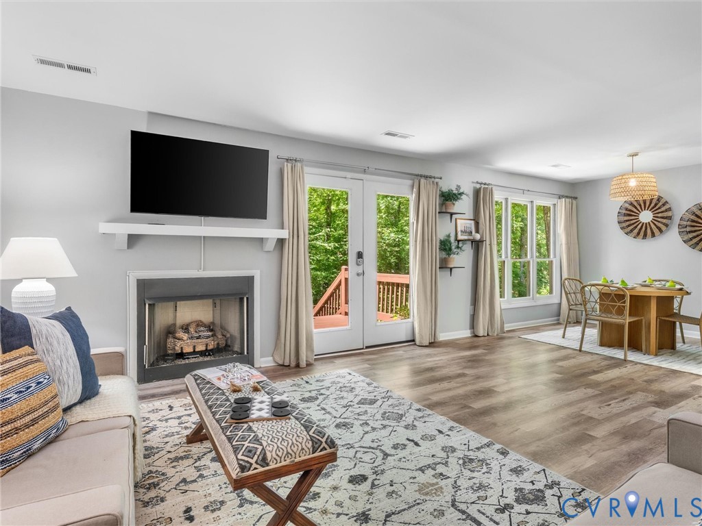 14115 Liberty Oaks Cir