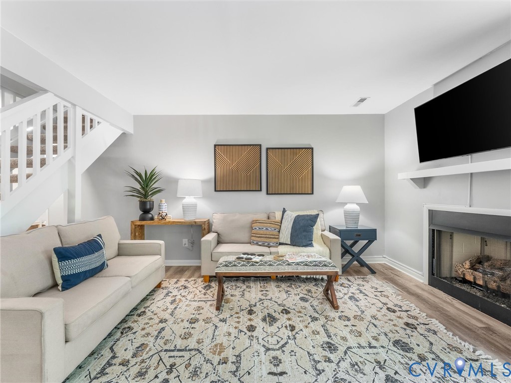 14115 Liberty Oaks Cir