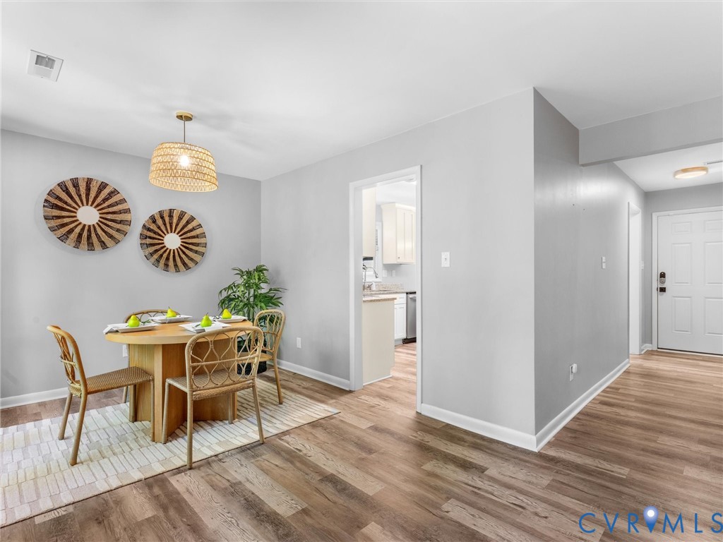 14115 Liberty Oaks Cir
