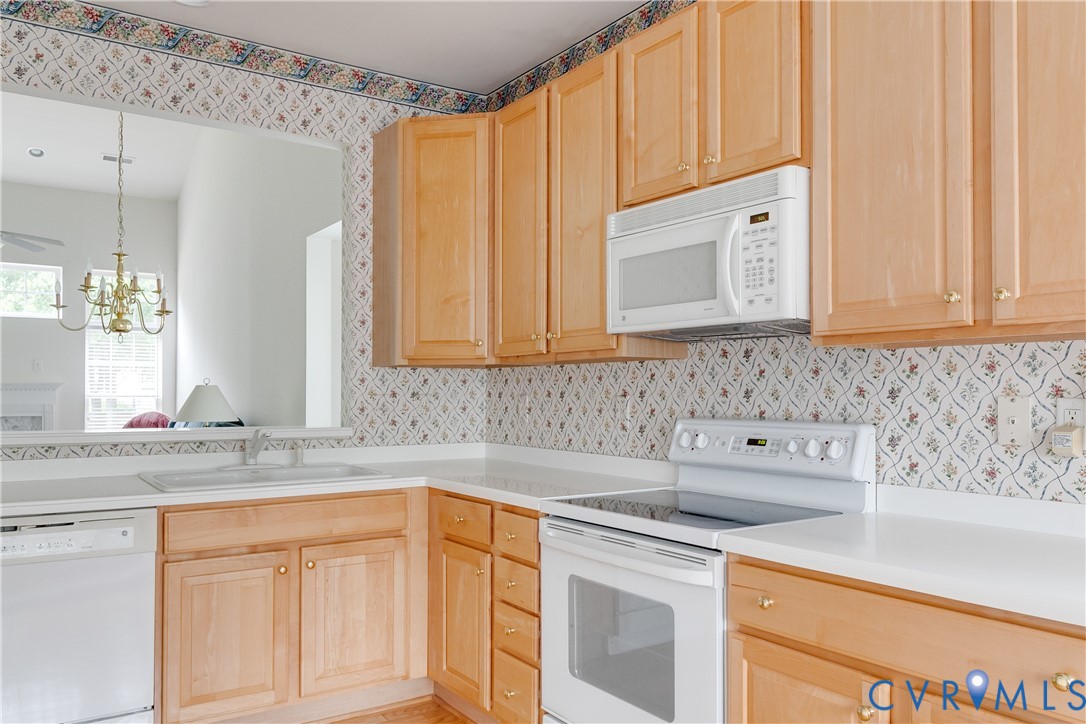10607 Gate House Ct