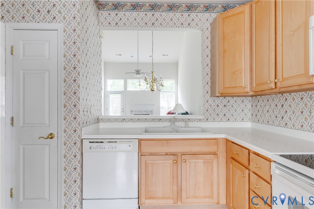 10607 Gate House Ct