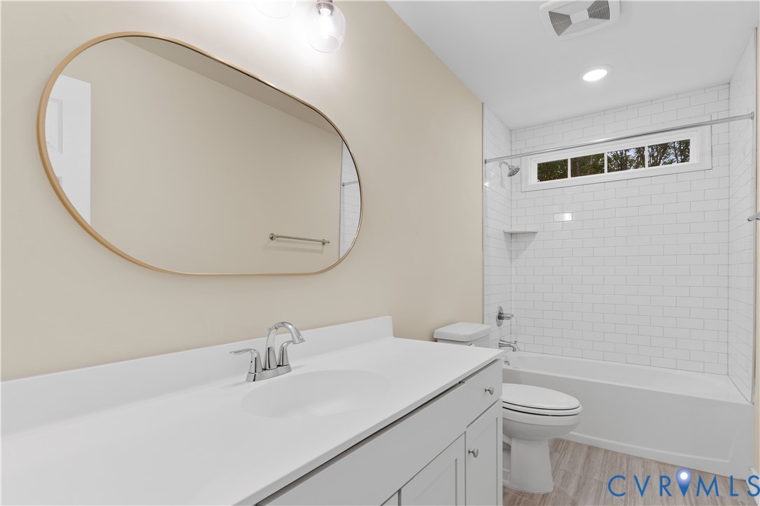 2506 Carver Oaks Ct