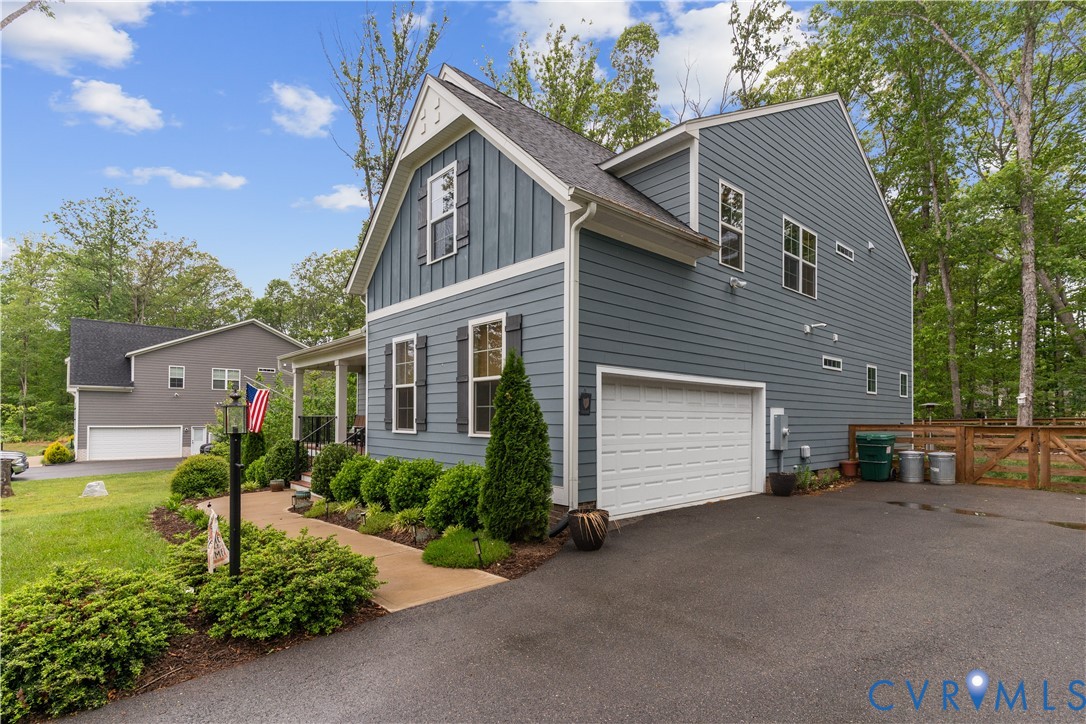 2506 Carver Oaks Ct