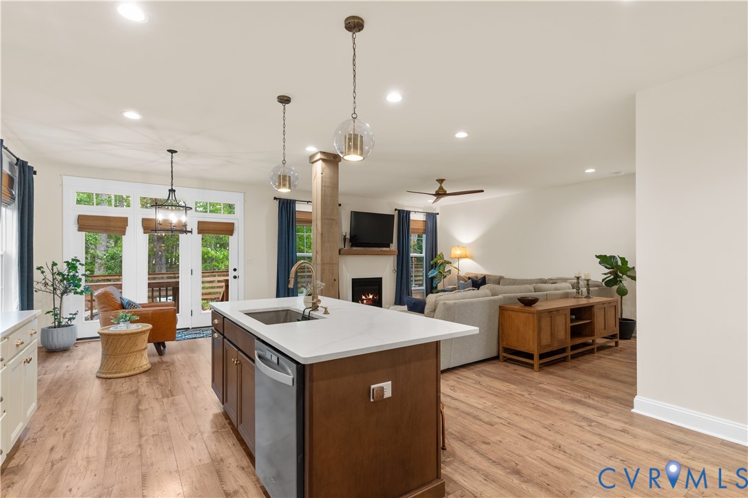 2506 Carver Oaks Ct