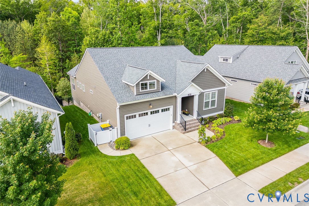 16819 Laurel Park Dr