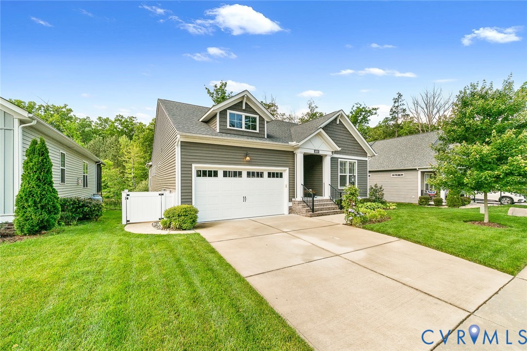 16819 Laurel Park Dr