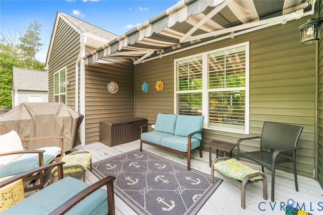 16819 Laurel Park Dr